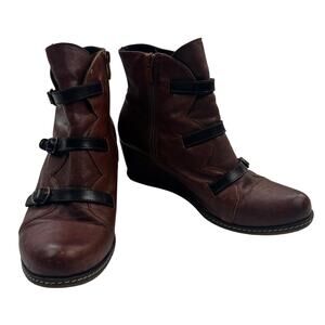 Eric Michael Lena Buttery Soft Brown Leather Buckle Wedge Booties Women's 7.5